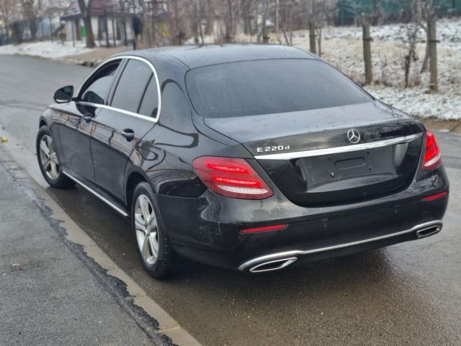capota spate mercedes e class w213 e220d an 2017