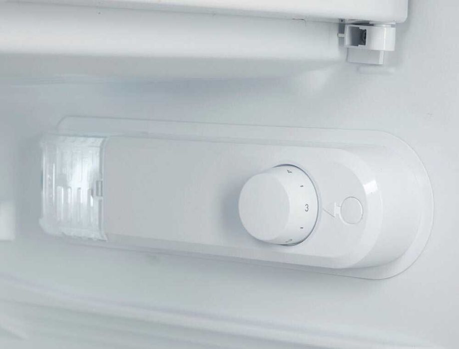 Хладилник с камера BEKO TSE1284N 85см.