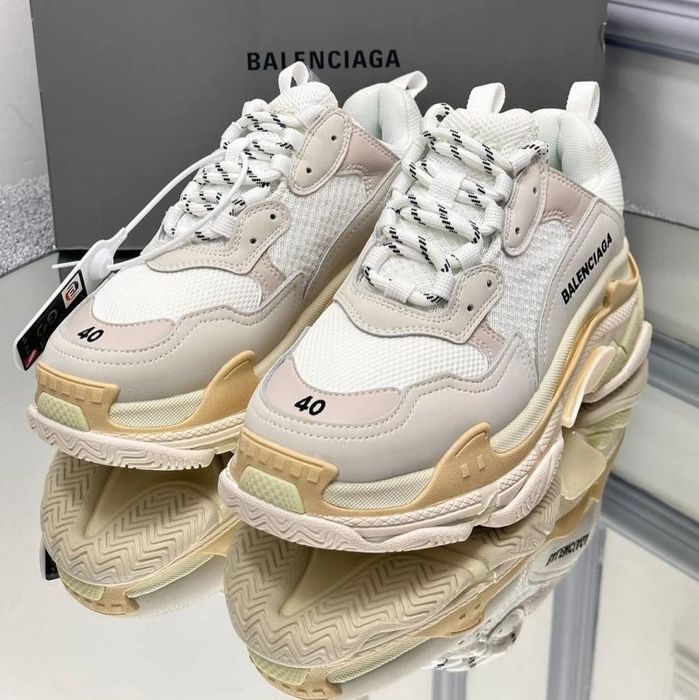 Balenciaga Triple S "White/Vanilla"