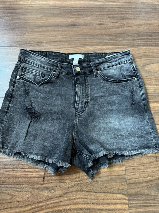 Pantaloni scurti HM 42