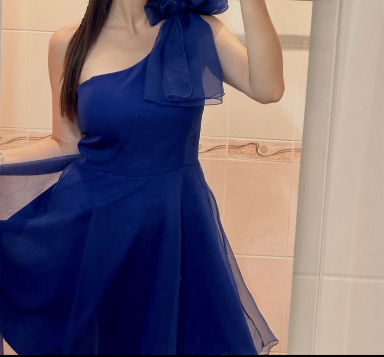 Тъмно син цвят рокля с голяма пандела размер 40