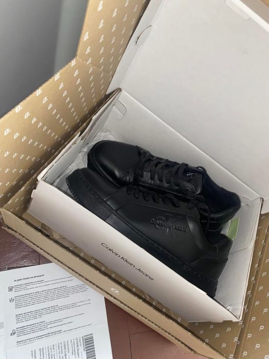 Обувки calvin klein