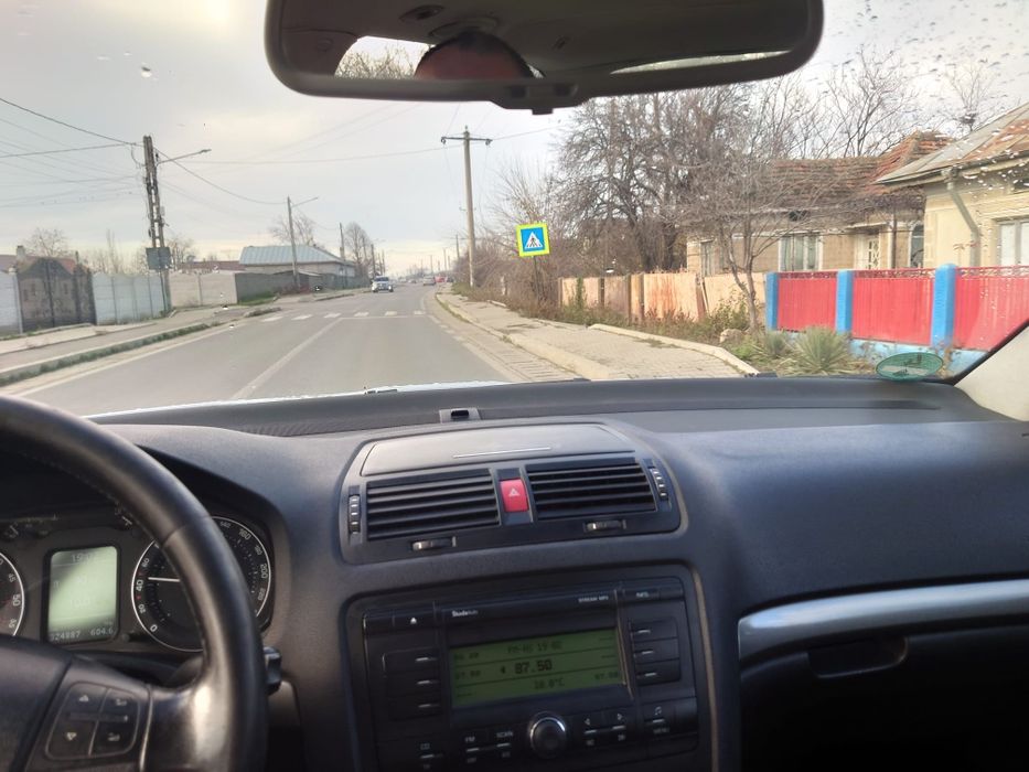 Vând Skoda Octavia 2 4x4 2008 impecabil detalii în privat