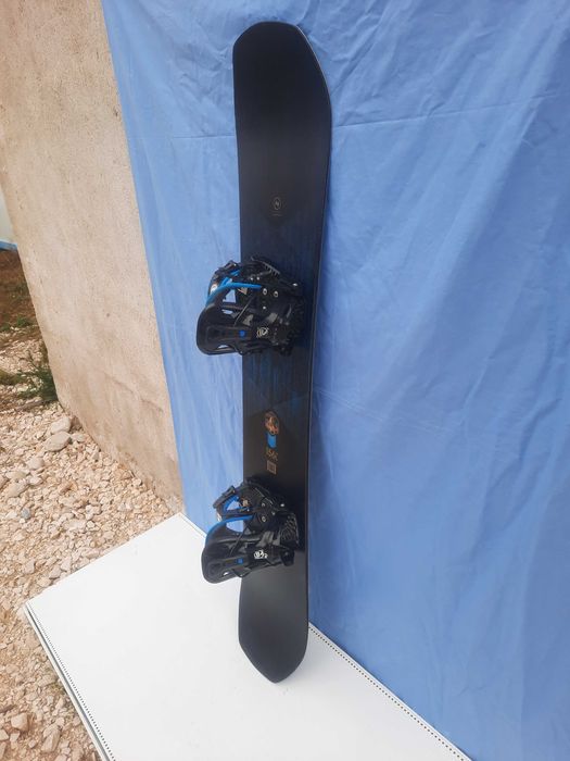 Сноуборд NIDECKER AXIS с автомати 156см.