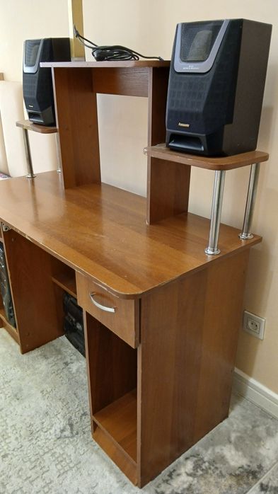 Kompyuter stoli mebeli sotiladi