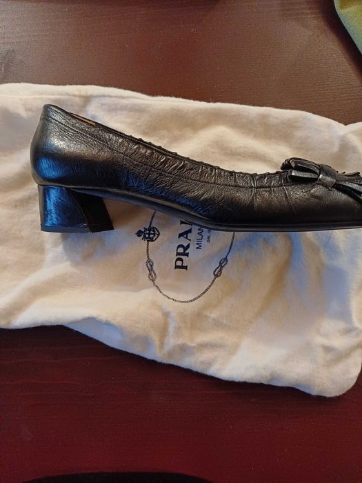 Нови маркови обувки PRADA номер 37,5
