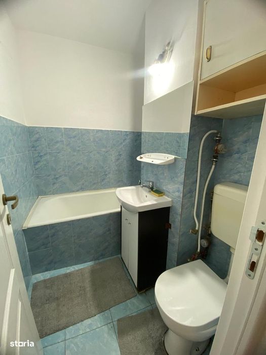 2 camere la parter, Narcisa Sf. Dumitru