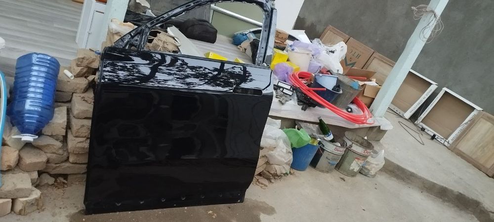 Li 9 олди чап эшик