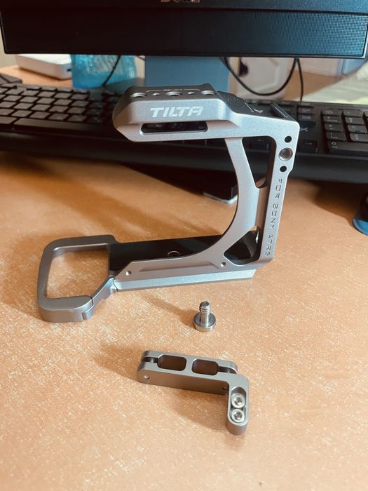 Клетка на Sony a7m4 итд