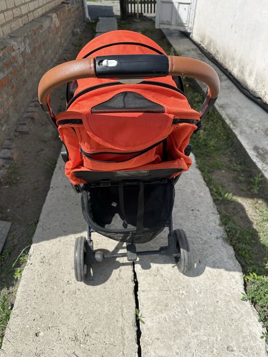 Продам детскую летнюю коляску