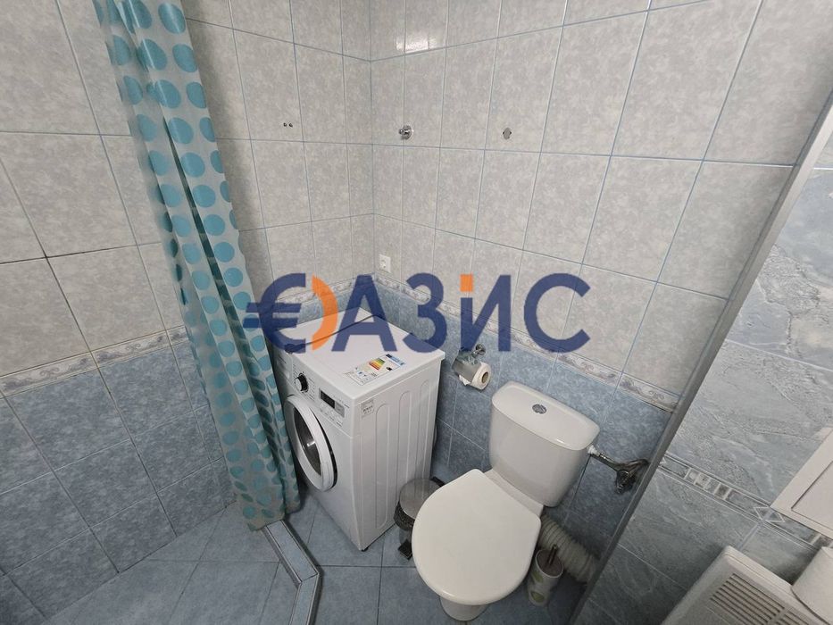 Продава се Двустаен апартамент в к.к. Слънчев бряг - 62 кв.м за 1050 €/кв.м - Снимка #14