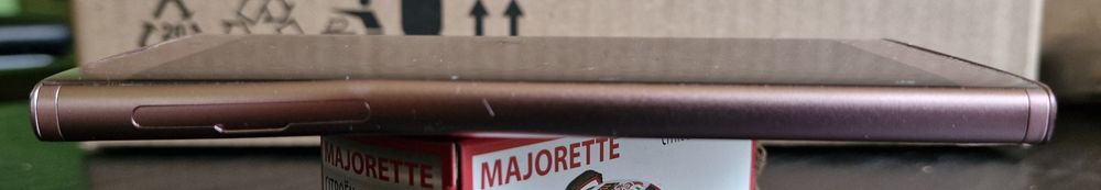 Sony xperia XA2 rose gold