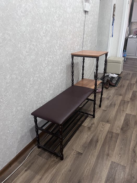 Продам металическую обувницу