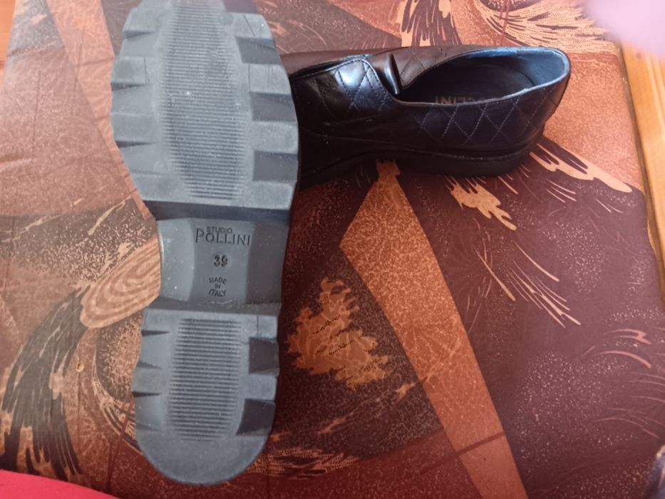 Нови обувки 39 номер