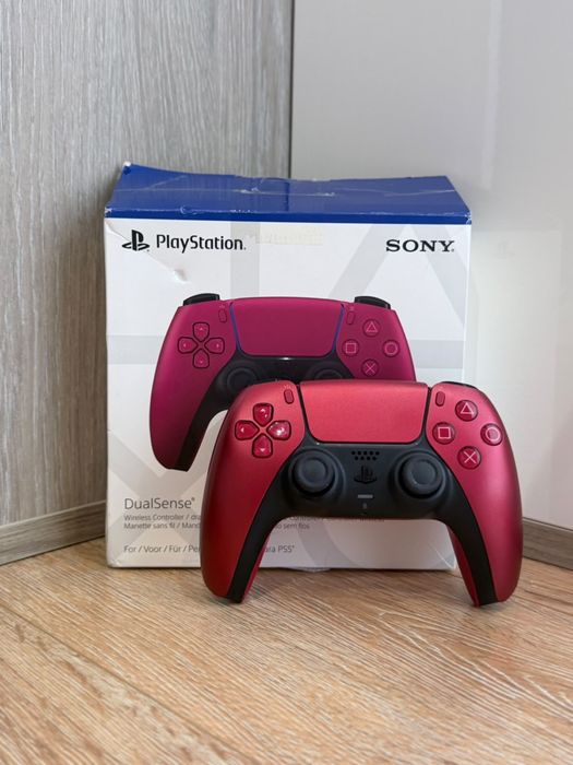 Controller Wireless PlayStation 5 DualSense V2, Cosmic Red - ca NOU
