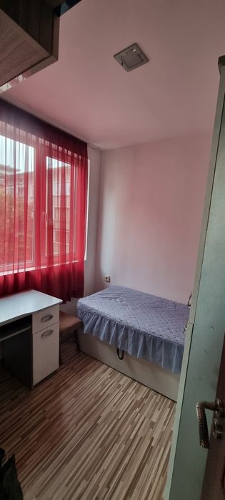 Дава се под наем Тристаен апартамент в Асеновград - 65 кв.м за 300 € - Снимка #4