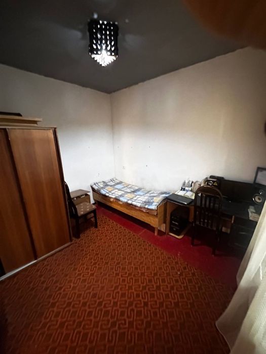 Uy sotiladi Nazarbek