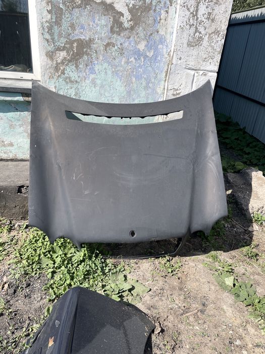 Капот мерседес лупарь