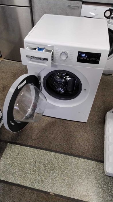 A+++ Нова Пералня машина Bosch-Бош 8 кг 1400 об/мин Series 4 VarioDrum