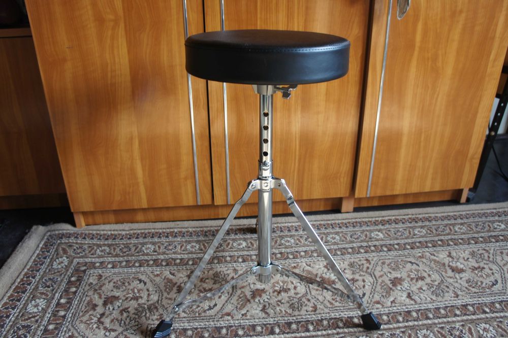 Scaune pentru tobe si aseze pentru scaune, diferite modele