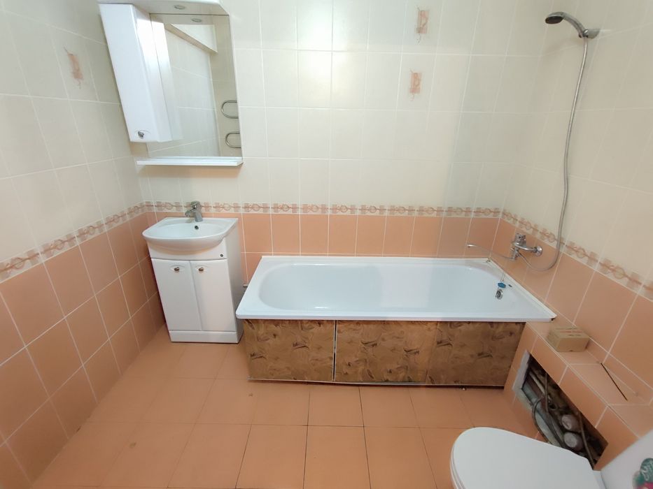 3-комн кв (1-40, 4 эт)