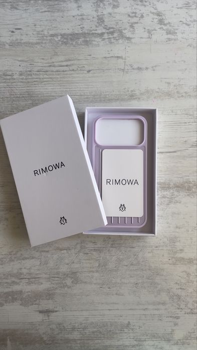 Rimowa 17 Pro Max