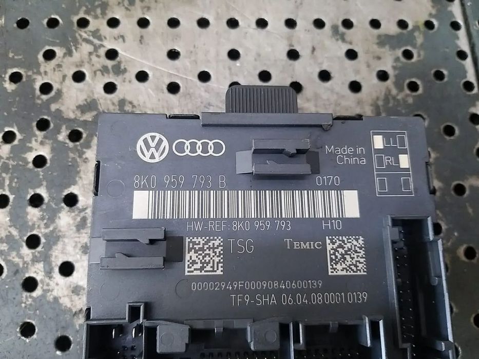 Modul calculator usa stanga fata audi a4 b8 8k 8k0959793b