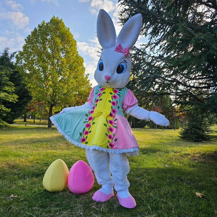 Costum Mascotă Iepuraș de Paște Alb Profesional cu Rochie Florală