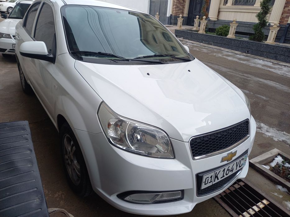 Нексия 3 афтомат сотилади