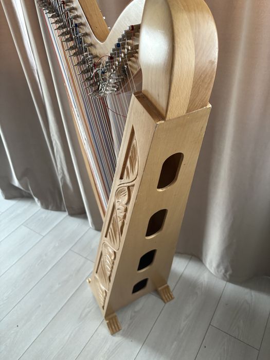 Harpa celtica 36 de corzi