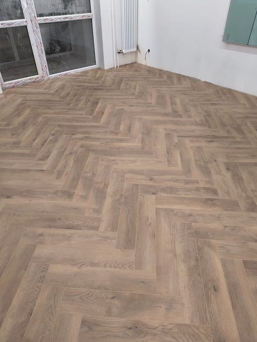 Укладка ламината линолеума