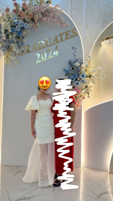 вечернее платье.