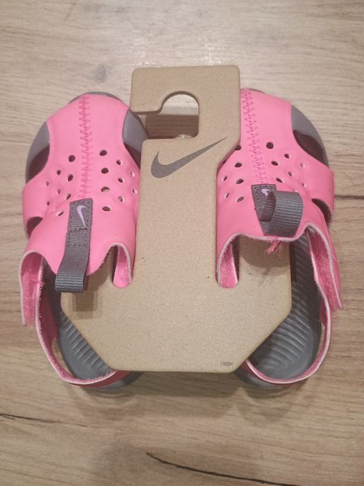 Детски сандали за момиче nike
