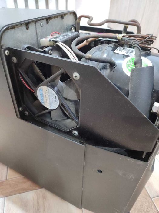 Авто холодильник компрессорный  Iveco