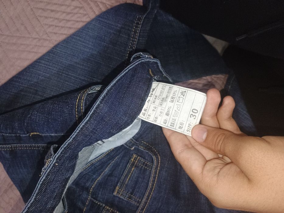 Blugi denim albaștri