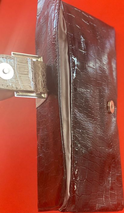 Елегантна дамска чанта