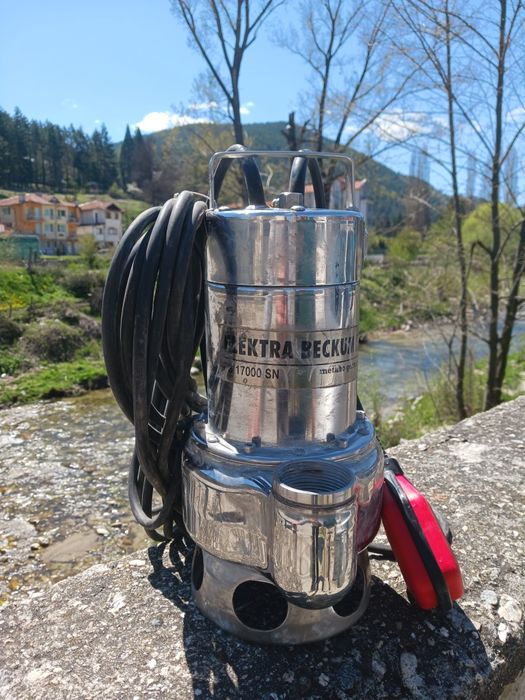 Потопяема помпа Elektra, за изпомпване на вода.