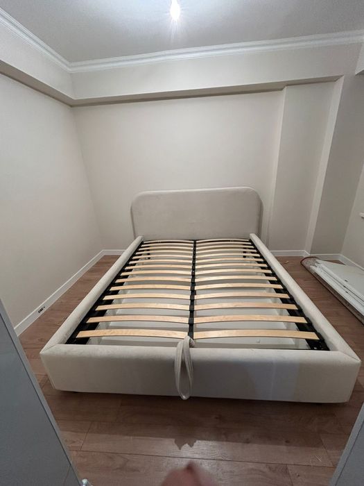 Төсек сатылады..