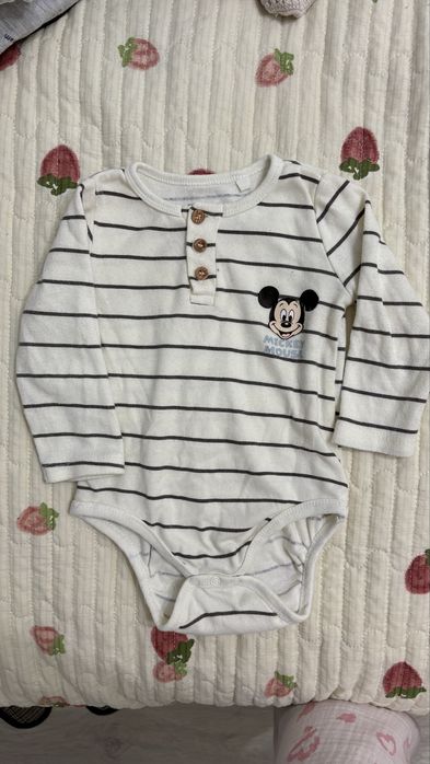 Одежда для новорожденных(ромпер, боди)