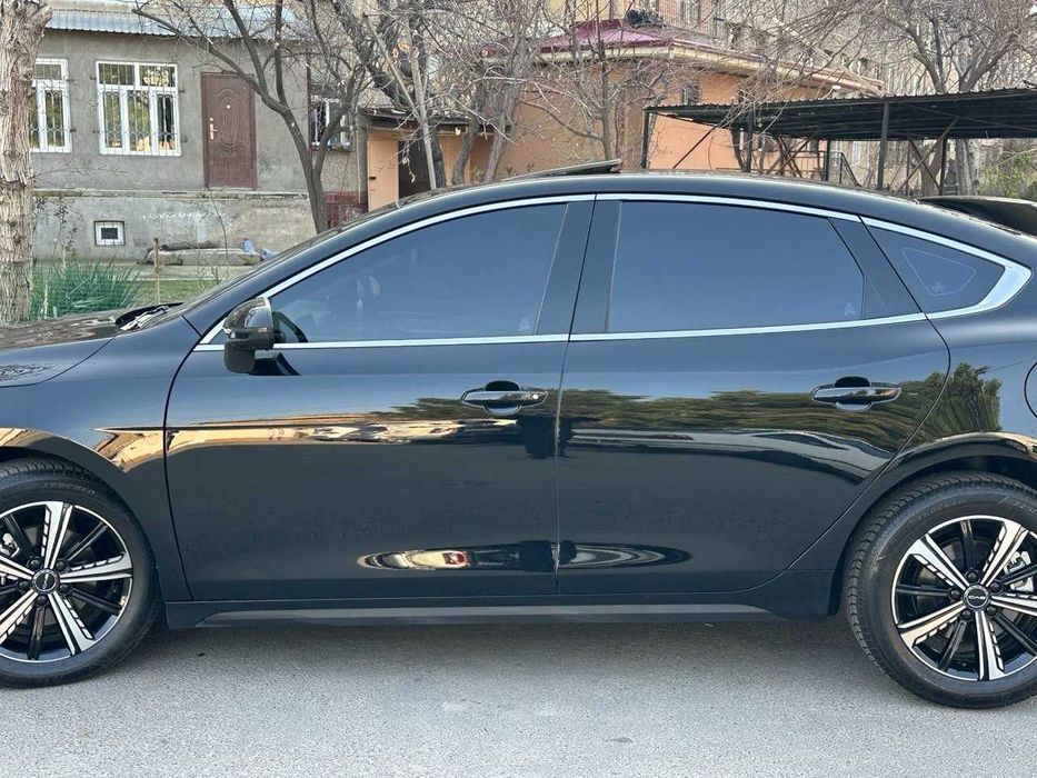 CHAZOR 120KM Flagship PHEV full 4poz