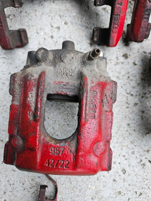 Задни спирачни апарати от BMW 330Cd (e46)