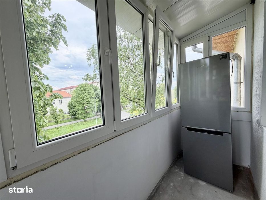 Garsoniera de inchiriat – renovata, prima inchiriere , cu balcon