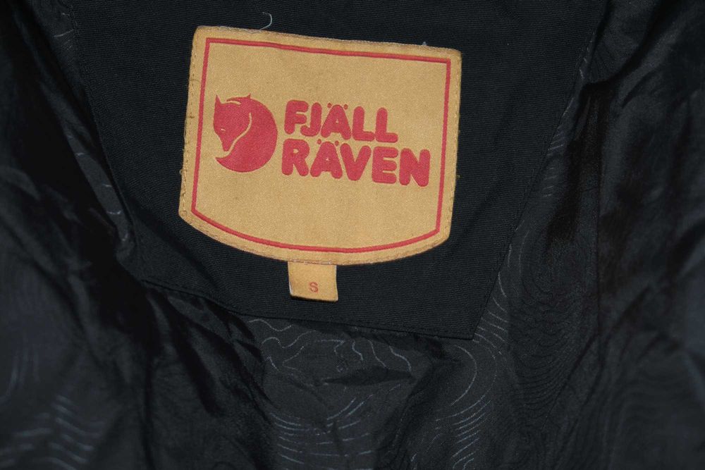 Fjallraven оригинална мъжка парка размер S, но е уголемено реално М