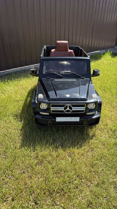 Продам детский автомобиль Mercedes