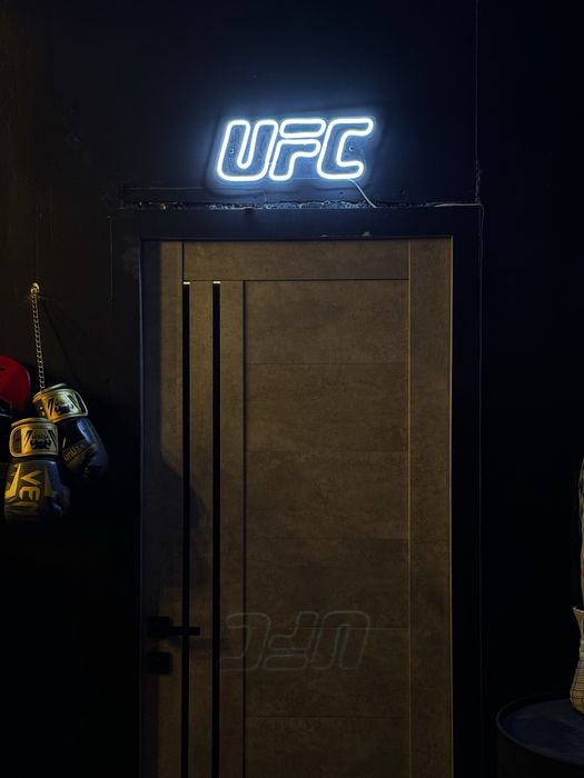 Продам неоны и картины А1 / А2 формат