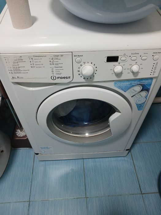 Продается, Стиралка indesit