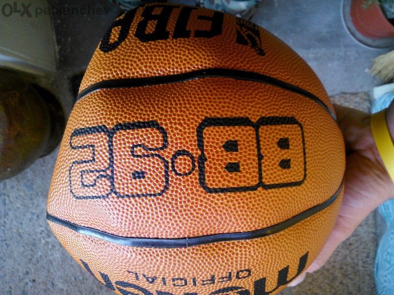 *молтен* - баскетболна топка