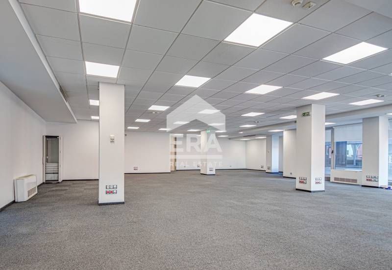 Дава се под наем Офис в София, Хладилника - 268 кв.м за 3225 € - Снимка #2