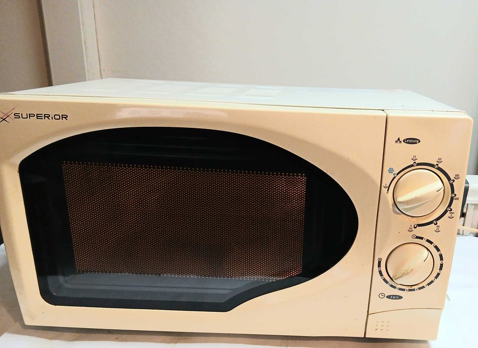 Микровълнова SUPERIOR с грил