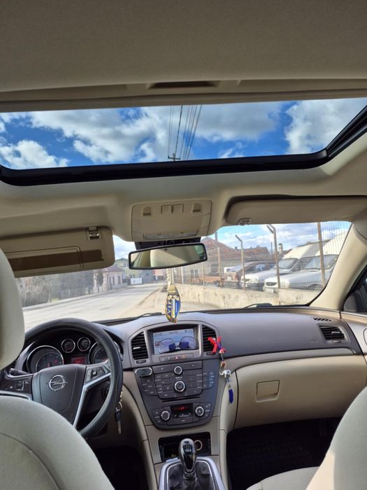 Opel insignia din 2010